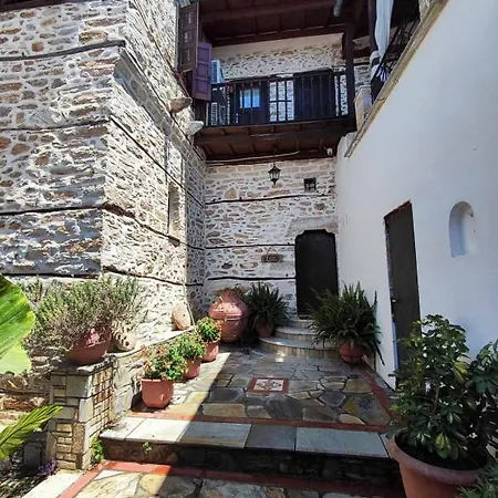 Ξενοδοχείο Terpou Stonehouse And 