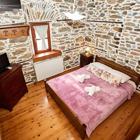 Terpou Stonehouse And 